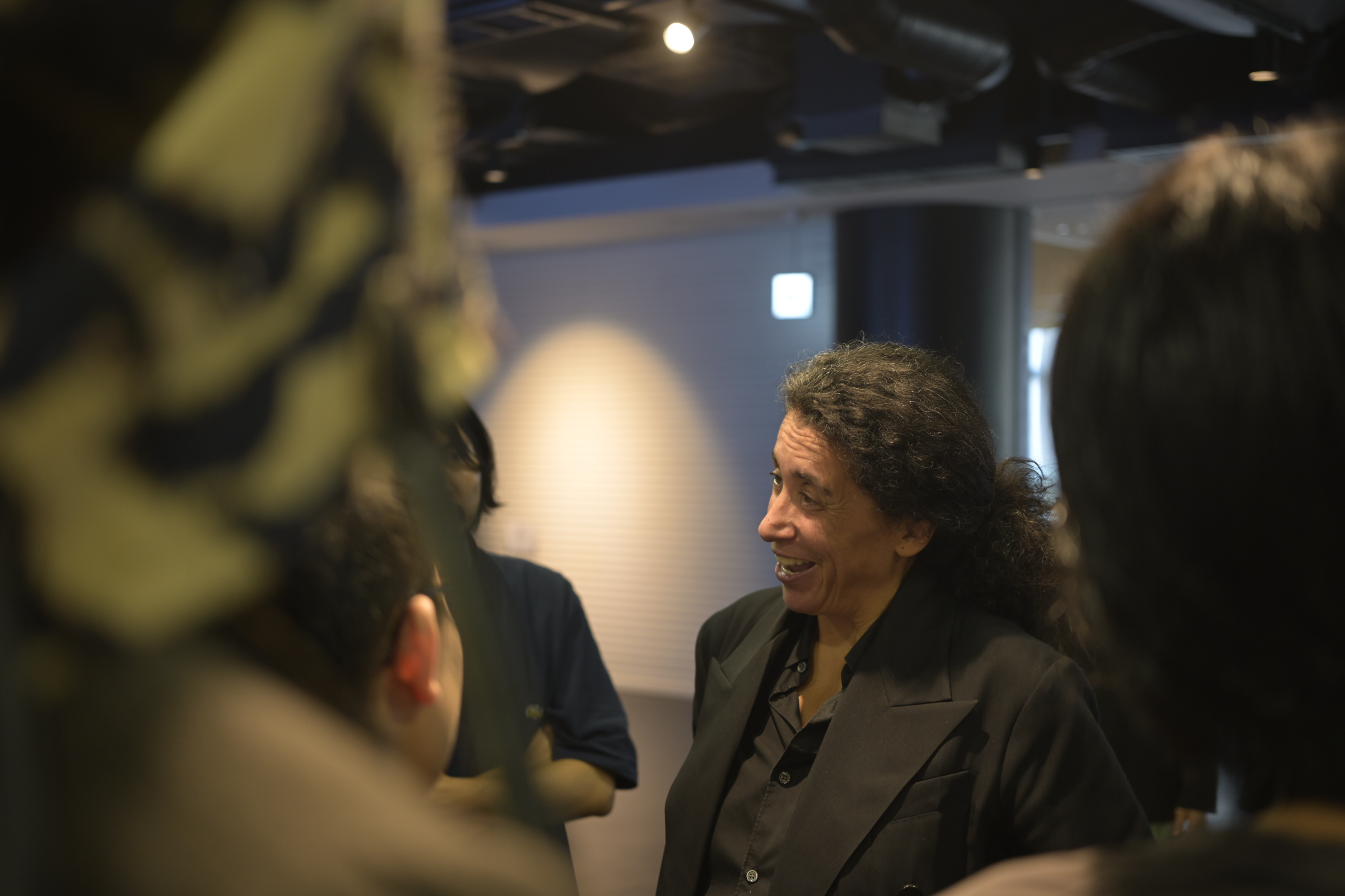 Picture of Sara Sozzani Maino visited coconogacco class in Hikarie !   Sara Sozzani Maino gave a two-day presentation to the students.