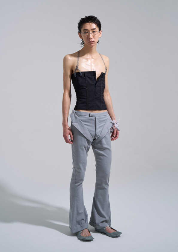  work by Hiromi Murao