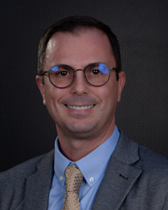 Dr. Ryan Wiggins, OD 