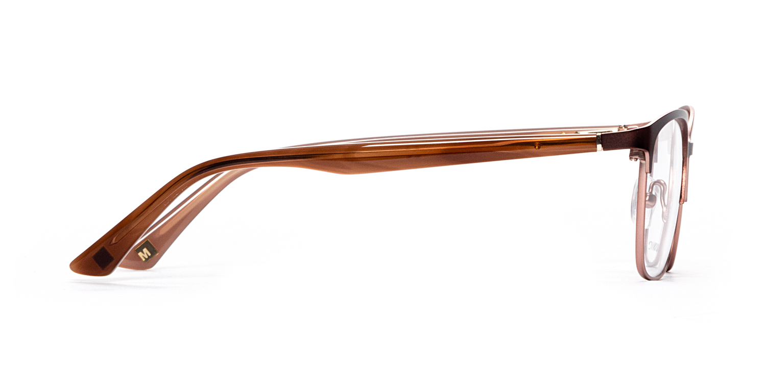 1915625-eyeglasses-angle-view.