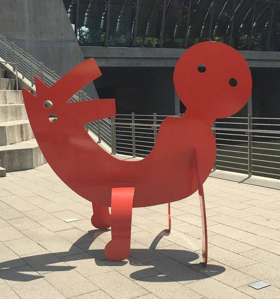 Keith Haring, Two-Headed Figure, 1986, polyurethane paint on aluminum. Crystal Bridges Museum of American Art, Bentonville, Arkansas