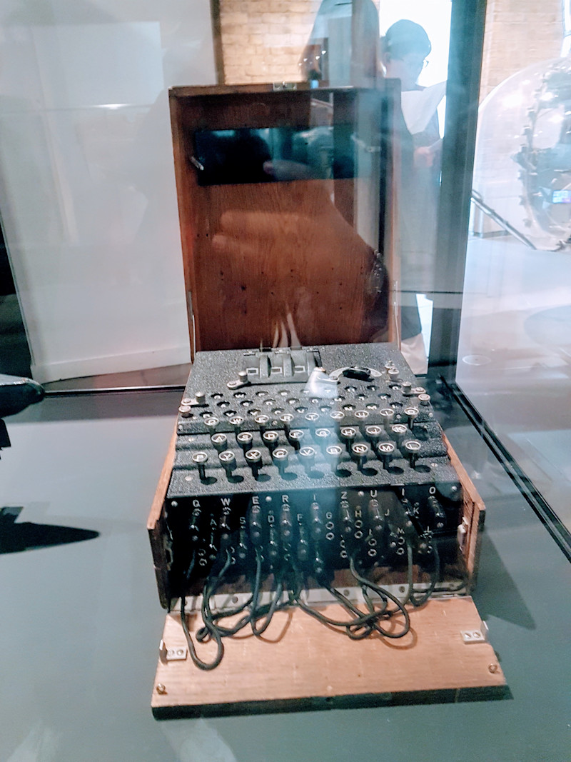165862082283_30.jpg