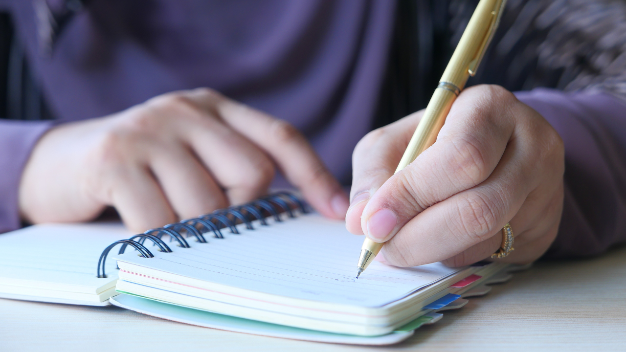 Comment tenir un journal de prière 