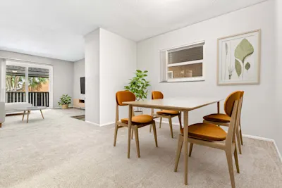 Earhart - 2 Bed 1.5 Bath - Dining Room