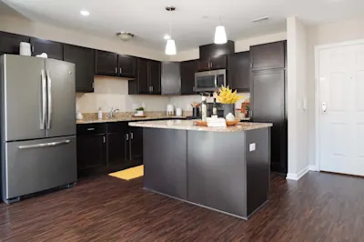 Jefferson - 2 Bed 1.5 Bath - Kitchen