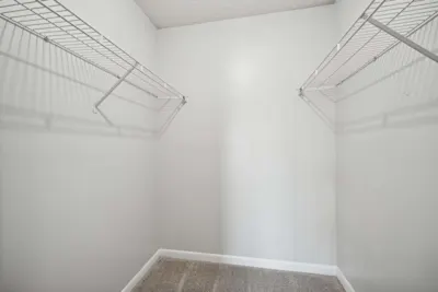 The Grant - 1 Bed 1 Bath - Closet