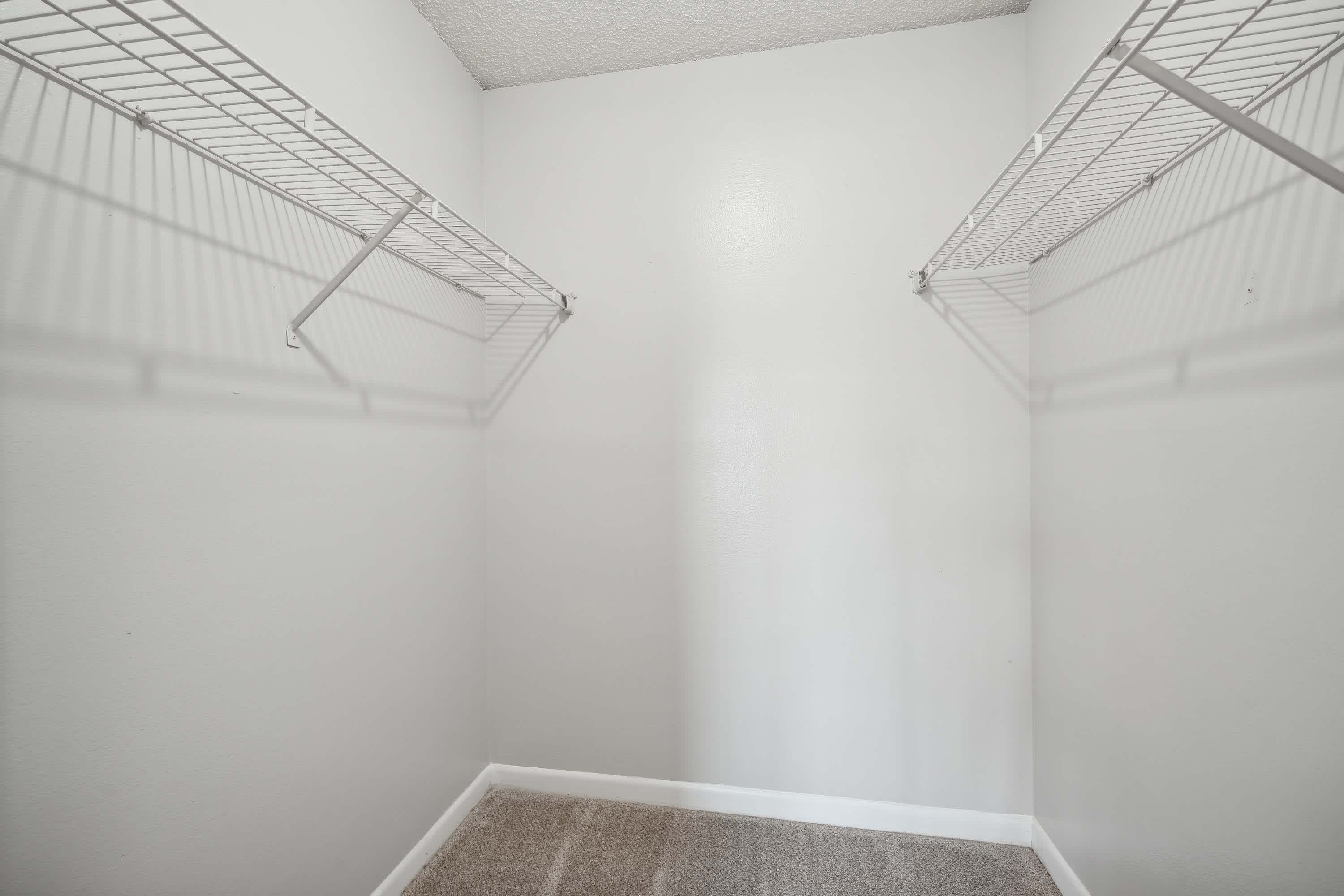 The Grant - 1 Bed 1 Bath - Closet