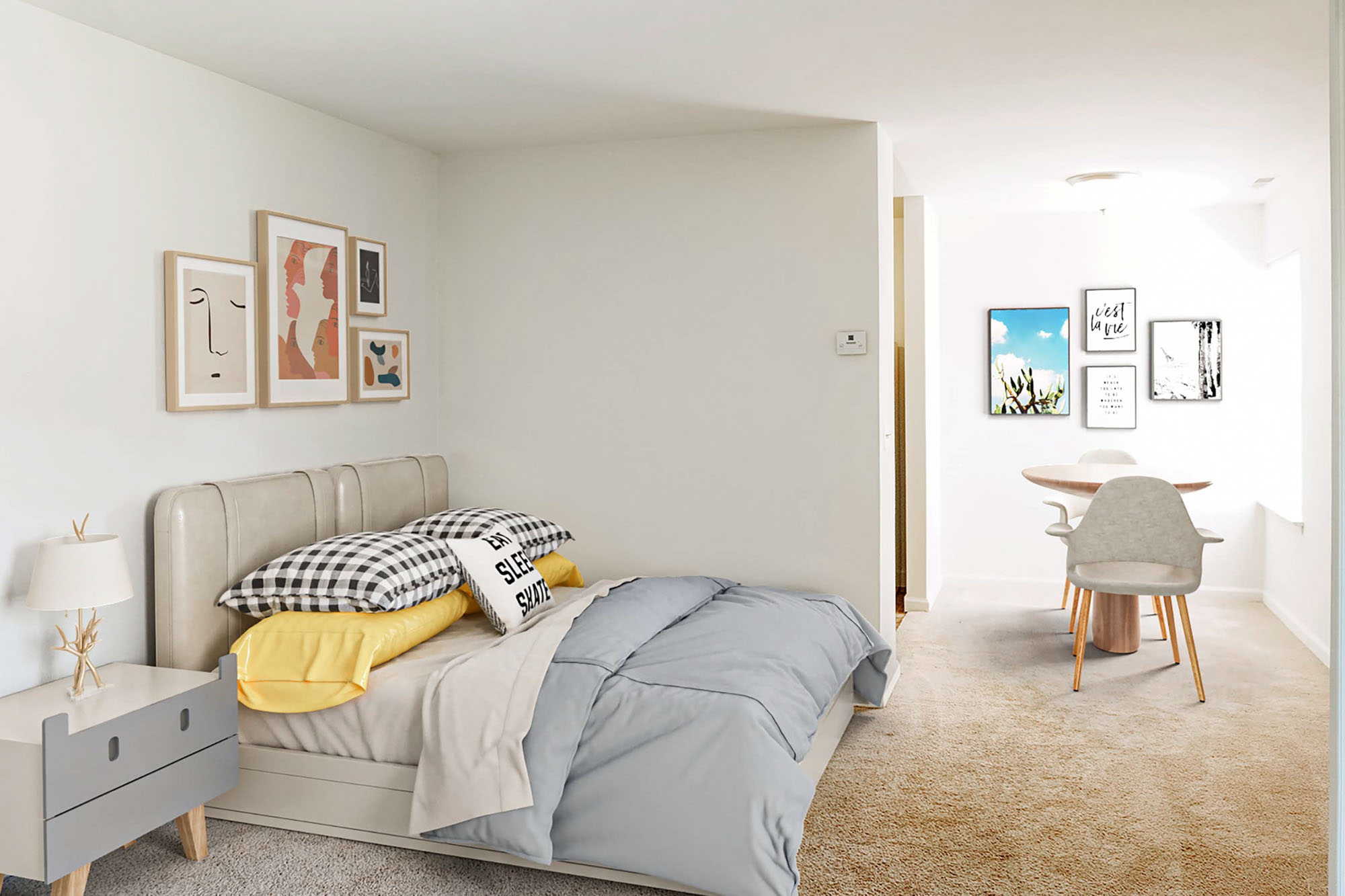 The Elm - Studio - Bedroom and Dining Area