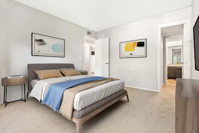 Earhart - 2 Bed 1.5 Bath - Primary Bedroom
