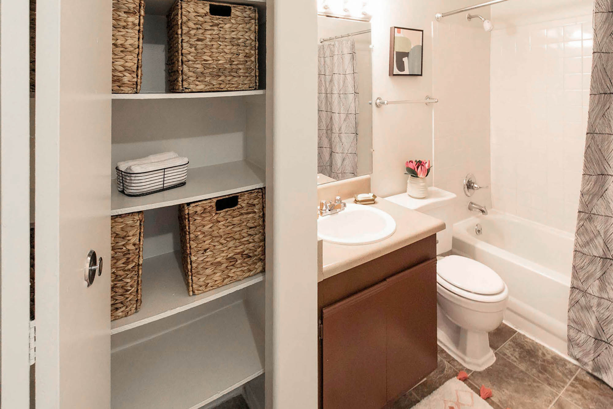 The Carter - 1 Bed 1 Bath - Bathroom