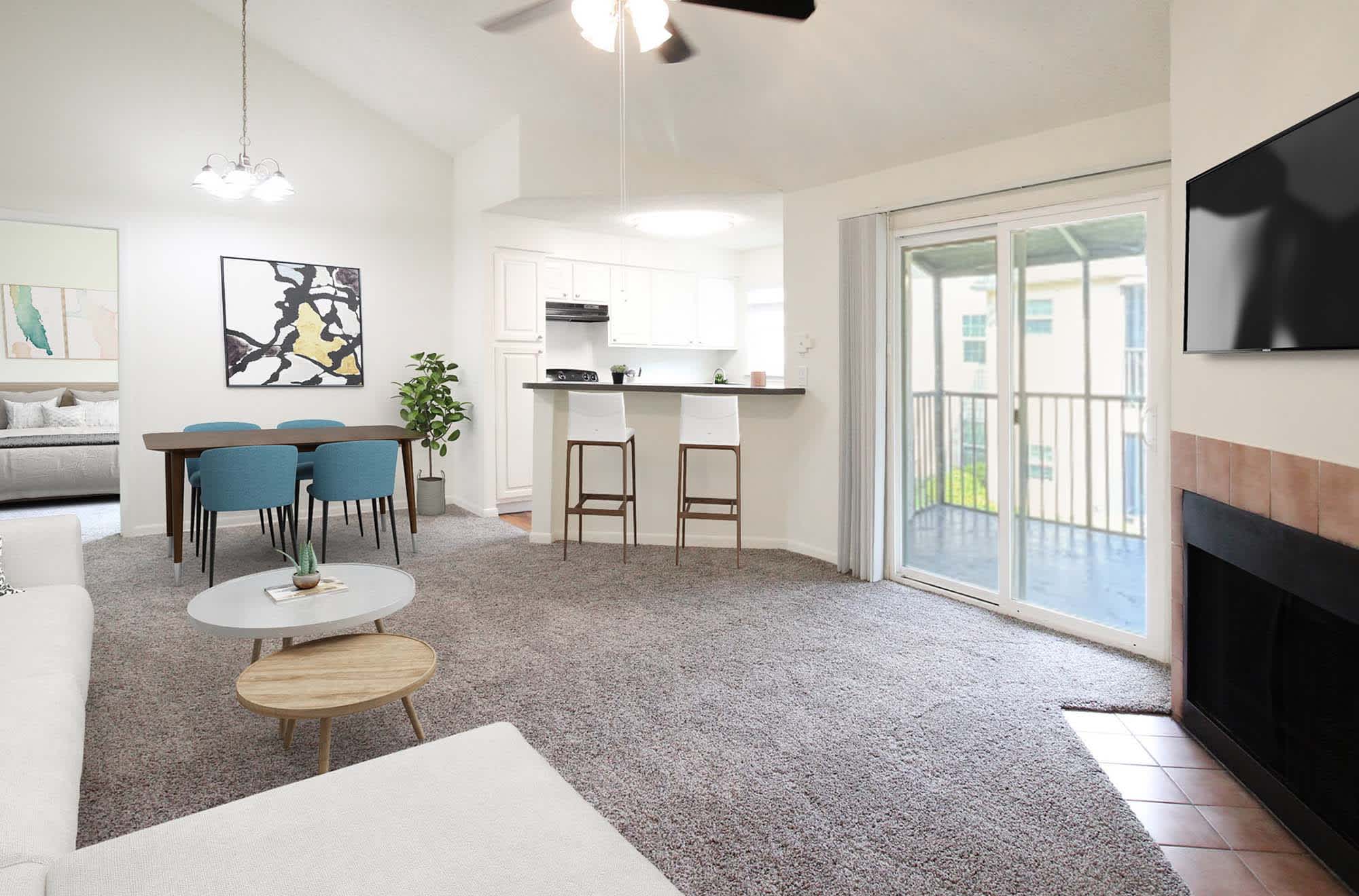 The Anderson - 2 Bed 2 Bath - Dining Room