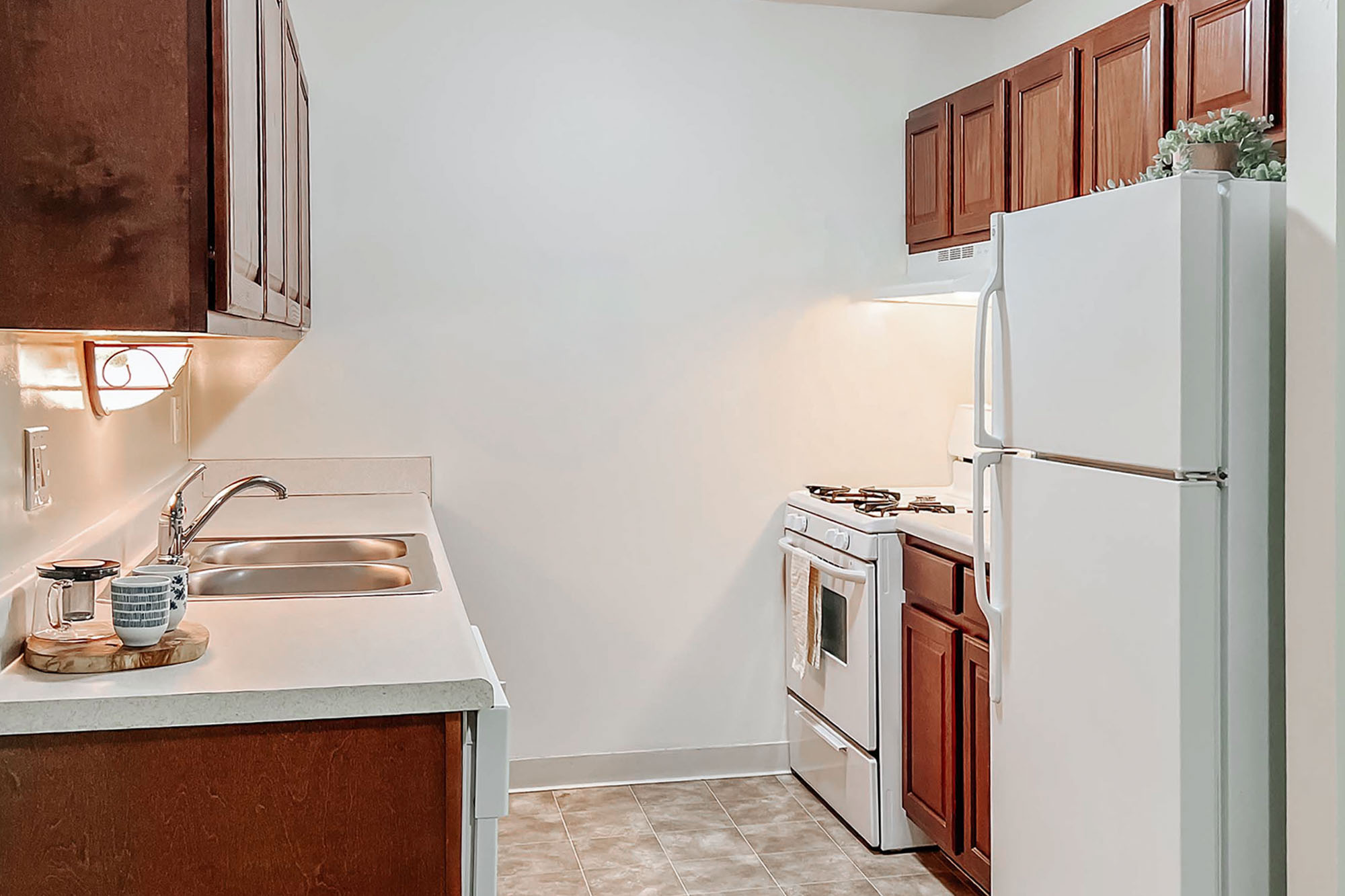 The Bagley - 1 Bed 1 Bath - Kitchen