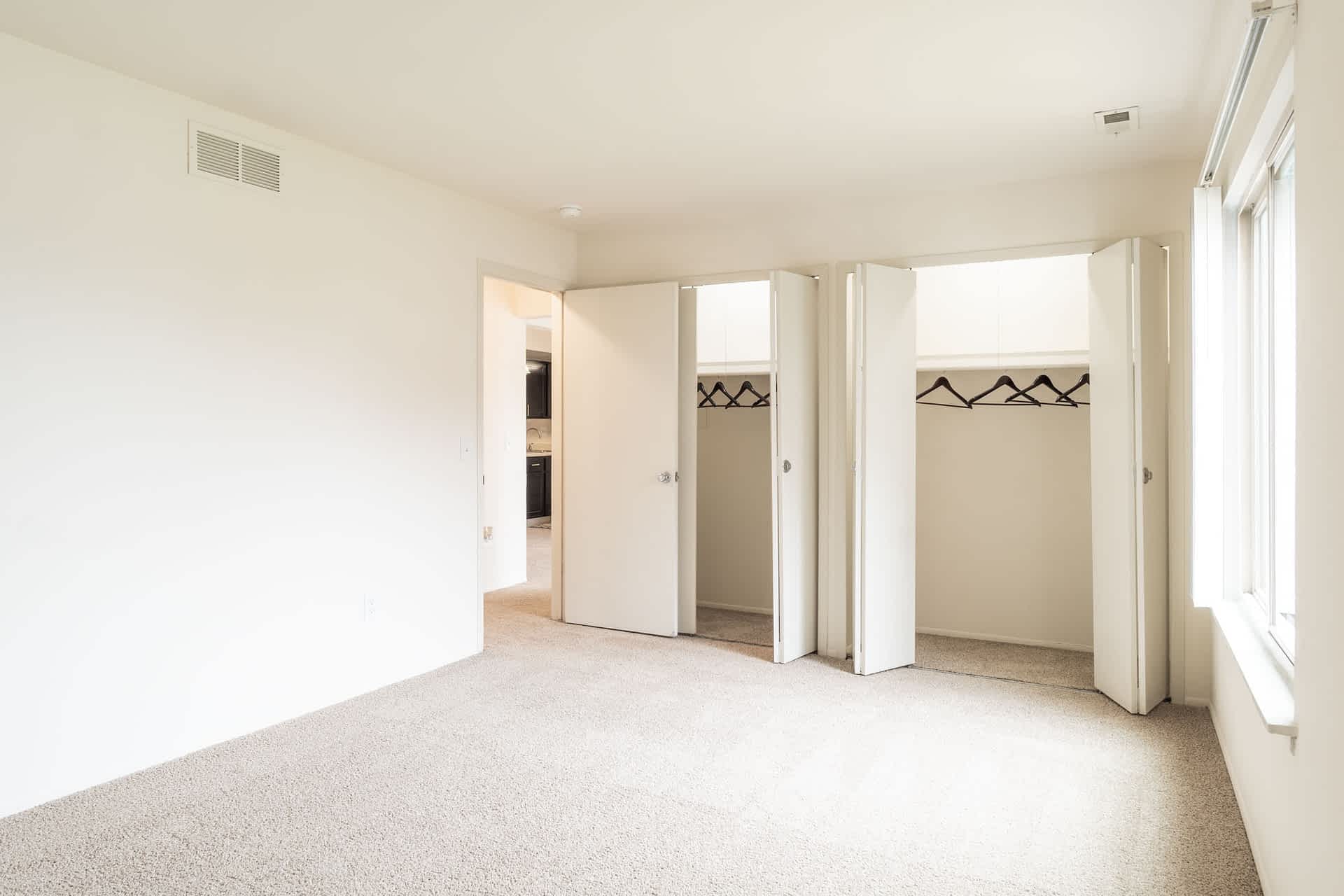Bay City - 2 Bed 1 Bath - Primary Bedroom (Closet Angle)