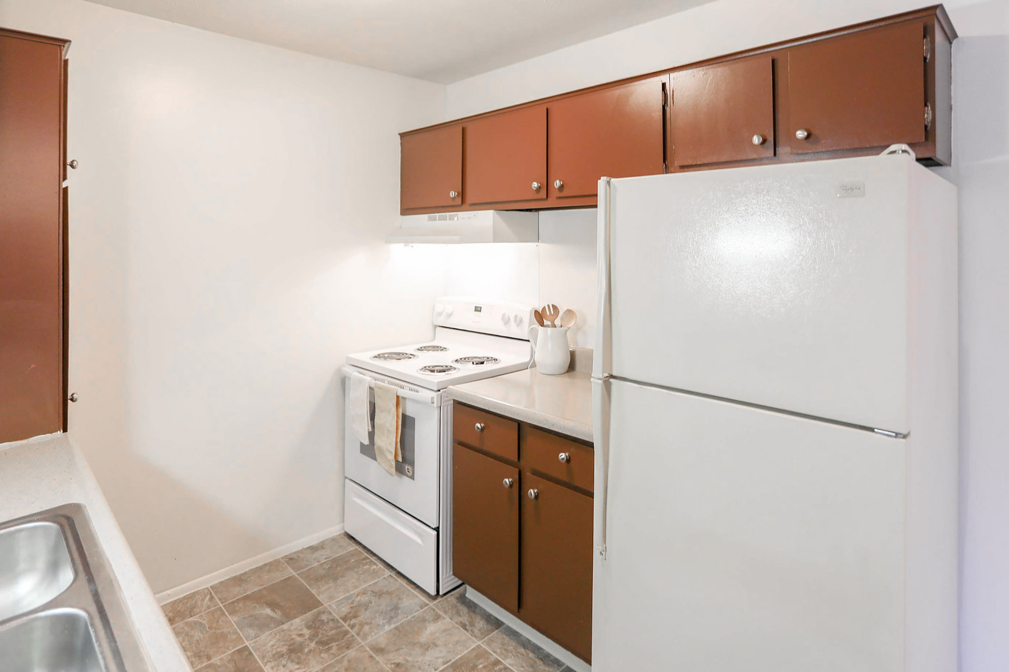 The Cole - 2 Bed 1 Bath - Kitchen