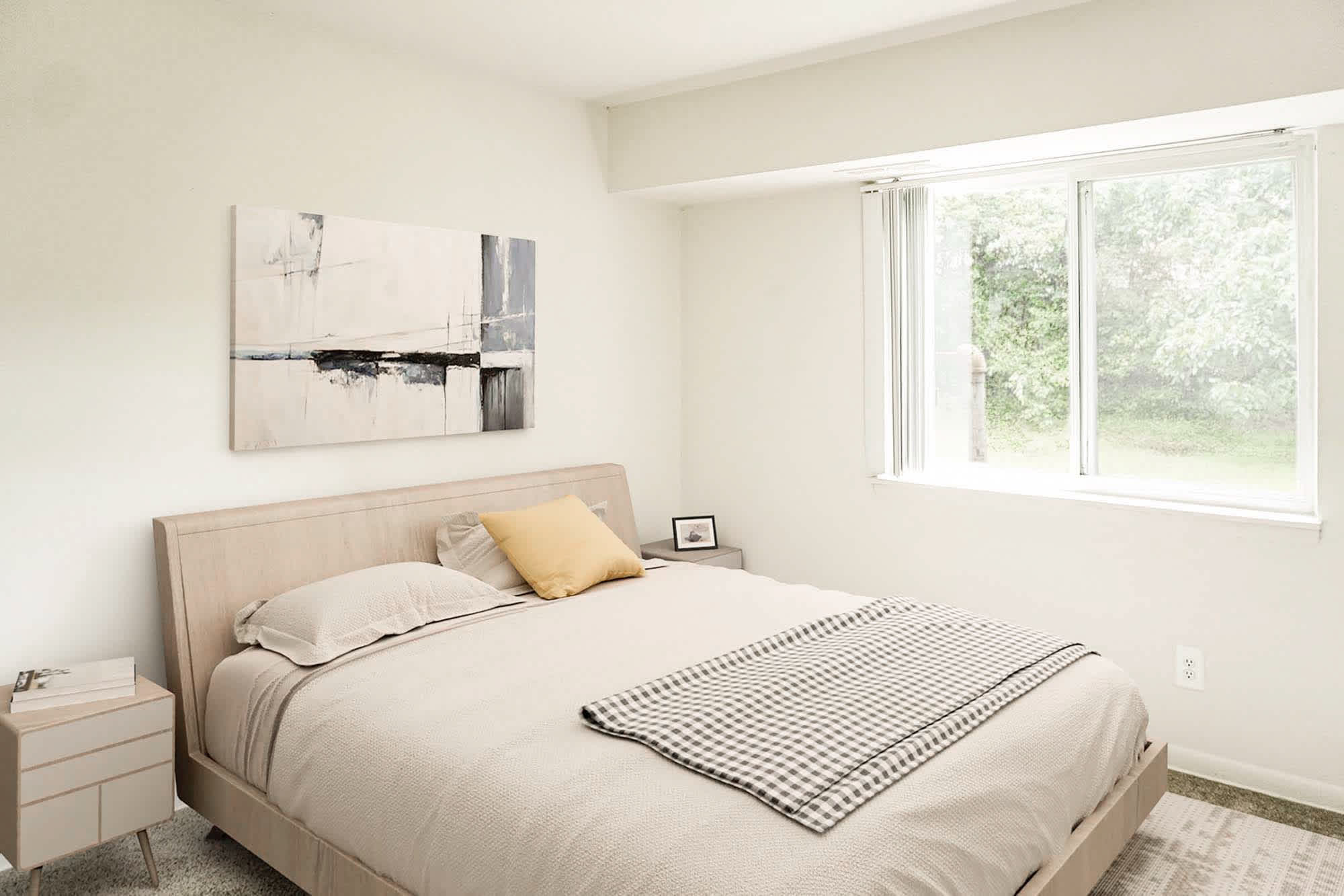 Ontario - 1 Bed 1 Bath - Bedroom