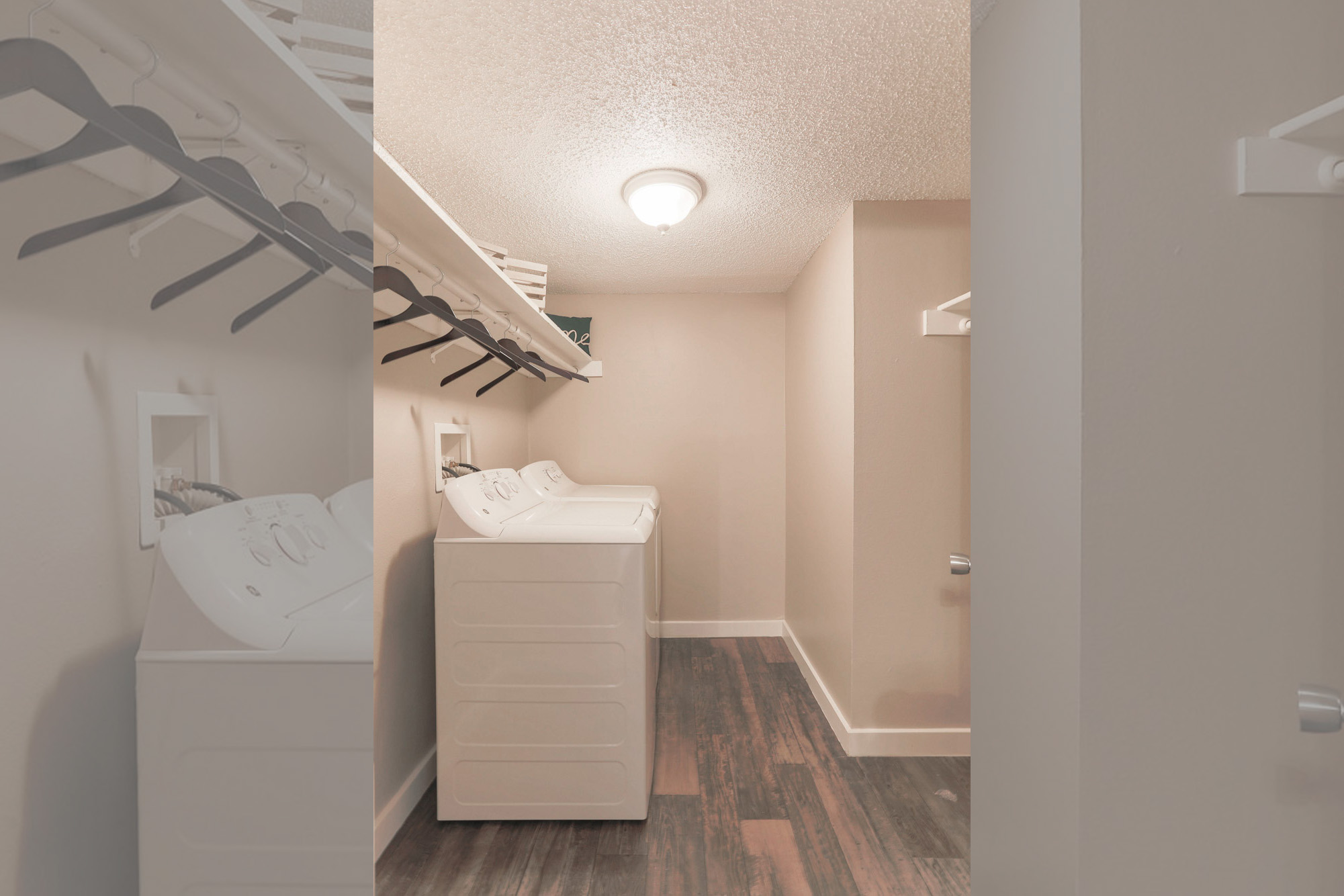 Eagle - 2 Bed 2 Bath - Primary Closet and In-Unit Laundry