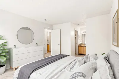 Caladesi Island - 2 Bed 1.5 Bath - Primary Bedroom