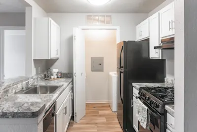 The Ford - 2 Bed 2 Bath - Kitchen and In-Unit Laundry (White Shaker Cabinets)