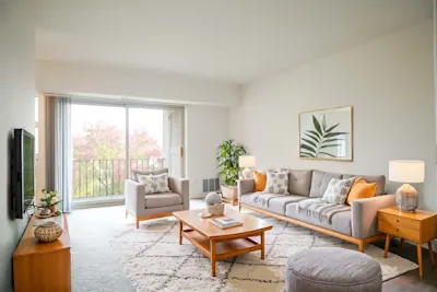 The Sycamore - 1 Bed 1 Bath - Living Room