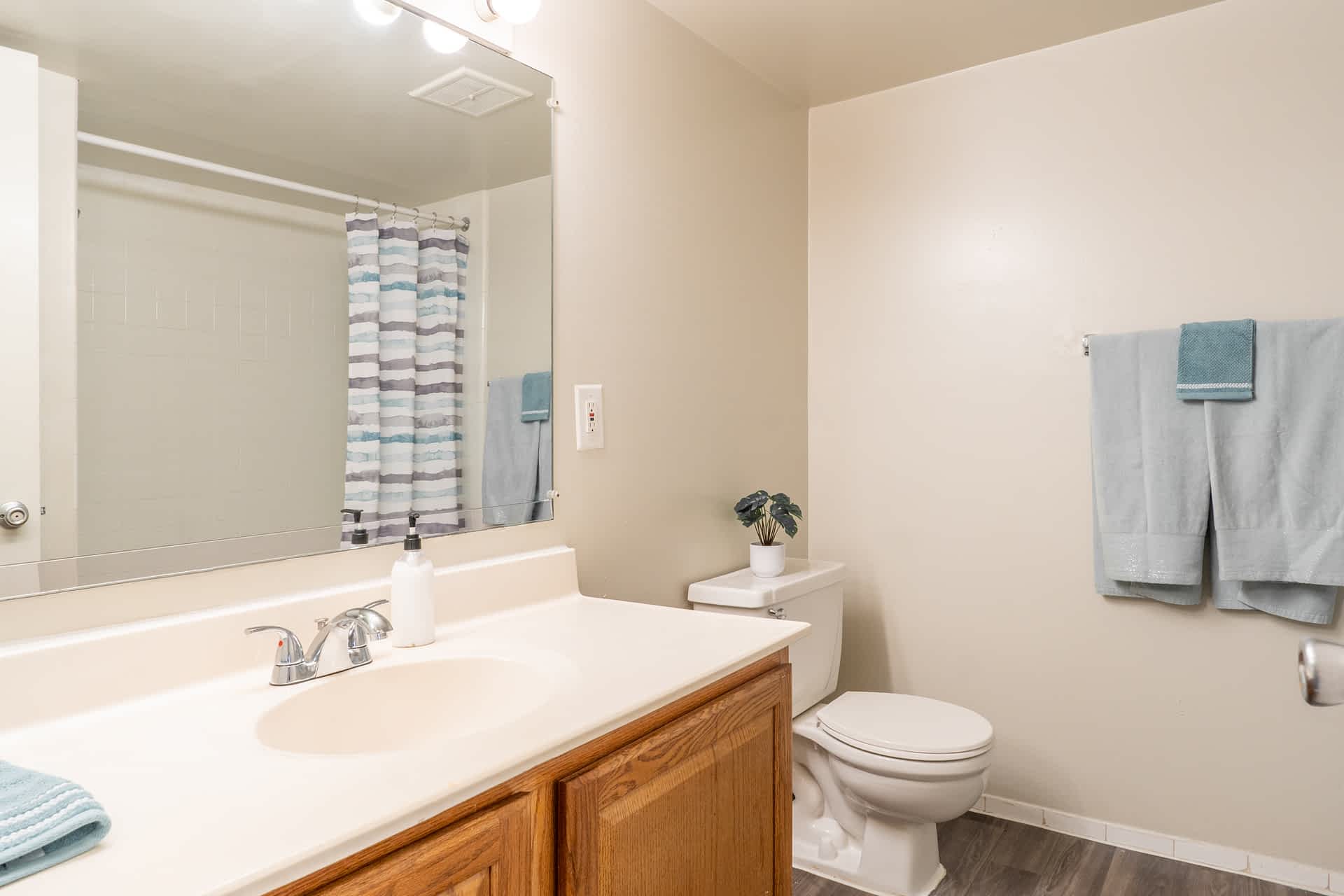 Grand Haven - 1 Bed 1 Bath - 800 Sq. قدم.