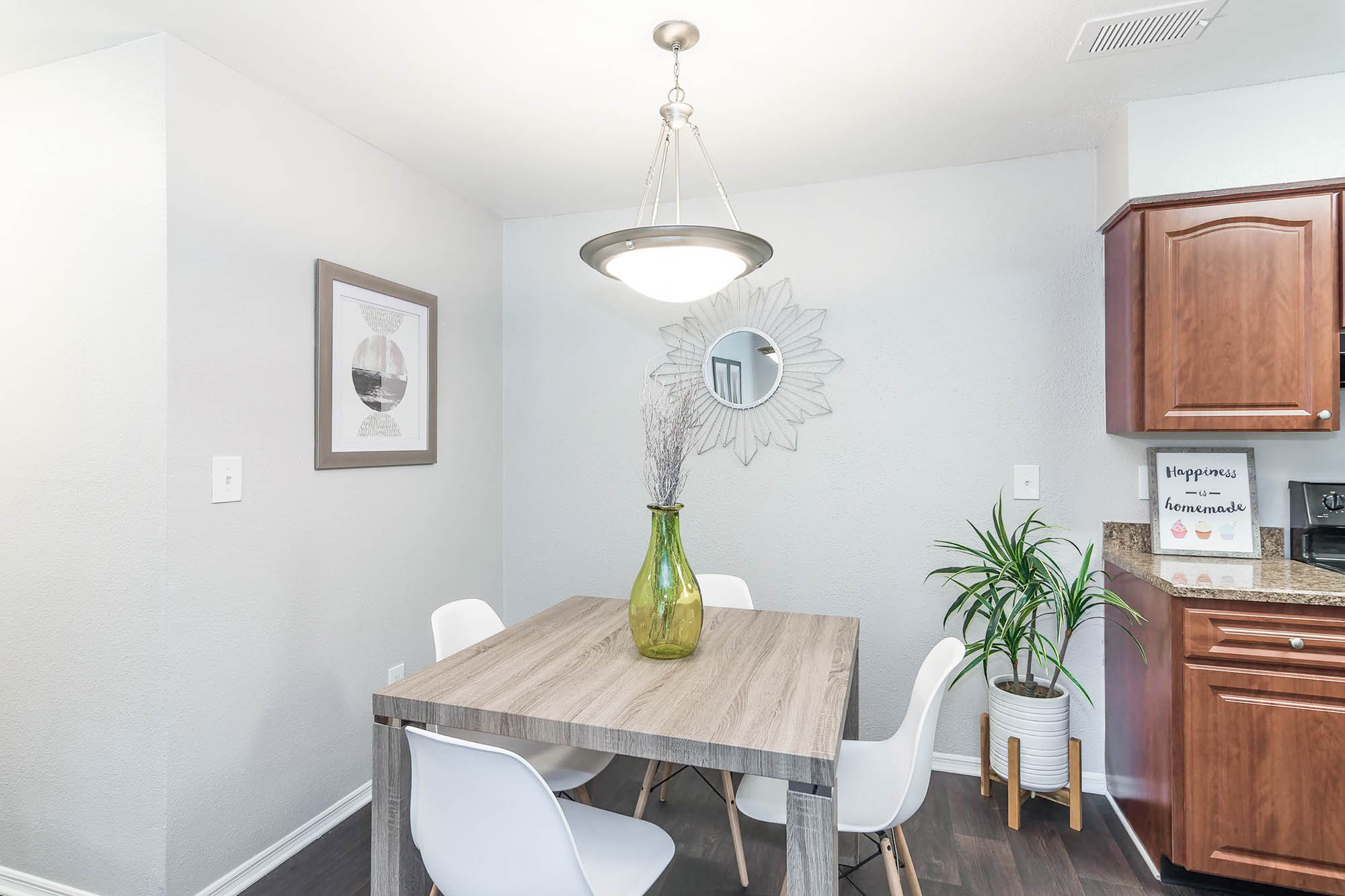 Captiva - 2 Bed 2 Bath - Dining Room