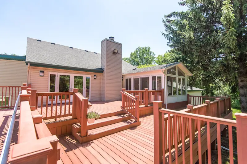 Clubhouse Deck