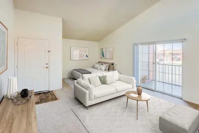 Silver Springs - Studio - Living and Bedroom Area