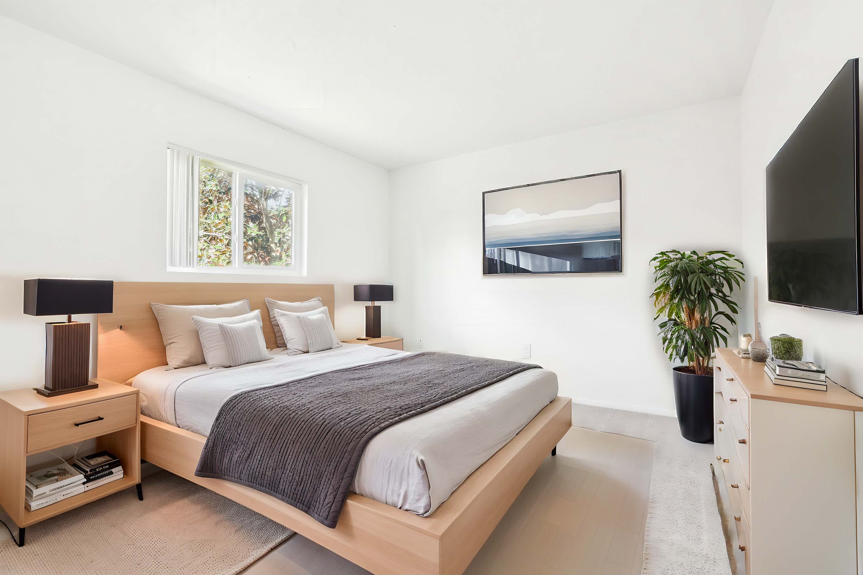 Millienia - 2 Bed 1.5 Bath - Bedroom 1