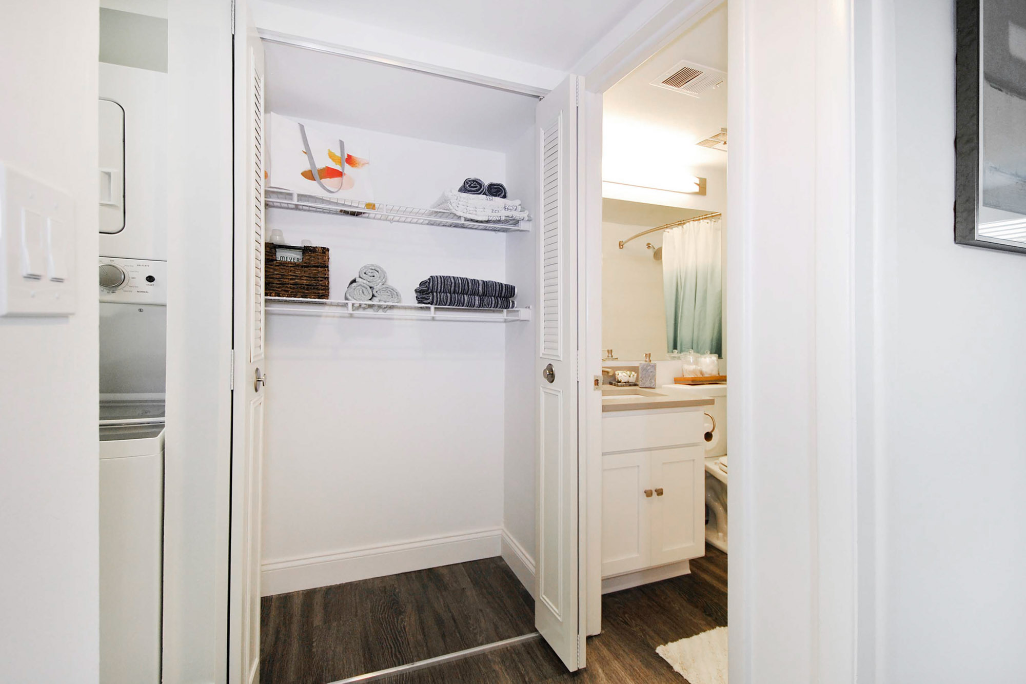 Kipling+ - 1 Bed 1 Bath - Linen Closet