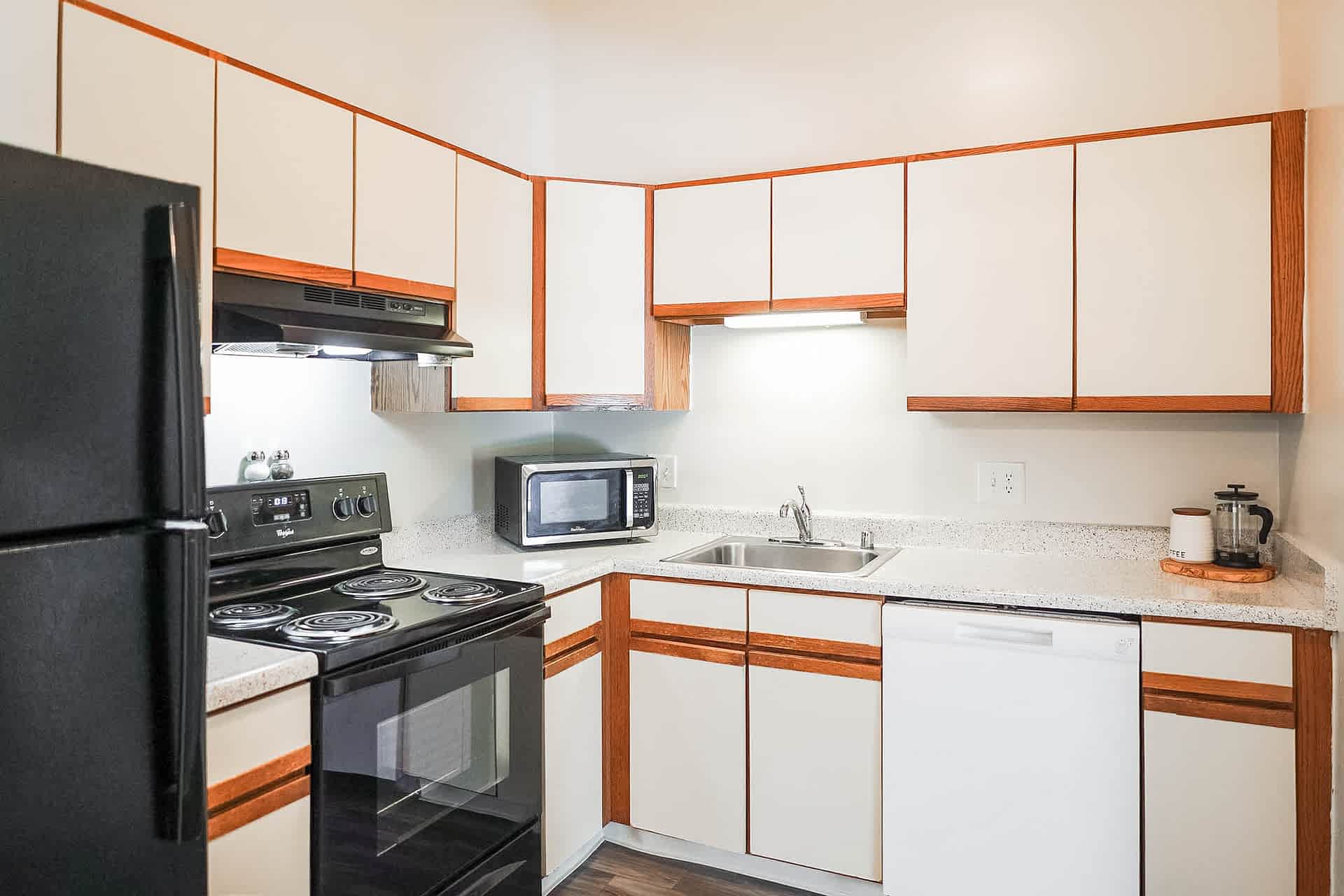 The Starling - 2 Bed 2 Bath - Kitchen - Euro Style Cabinets