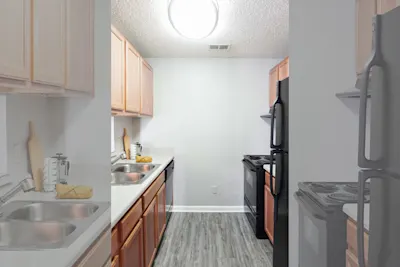 Weston - 2 Bed 2 Bath - Kitchen