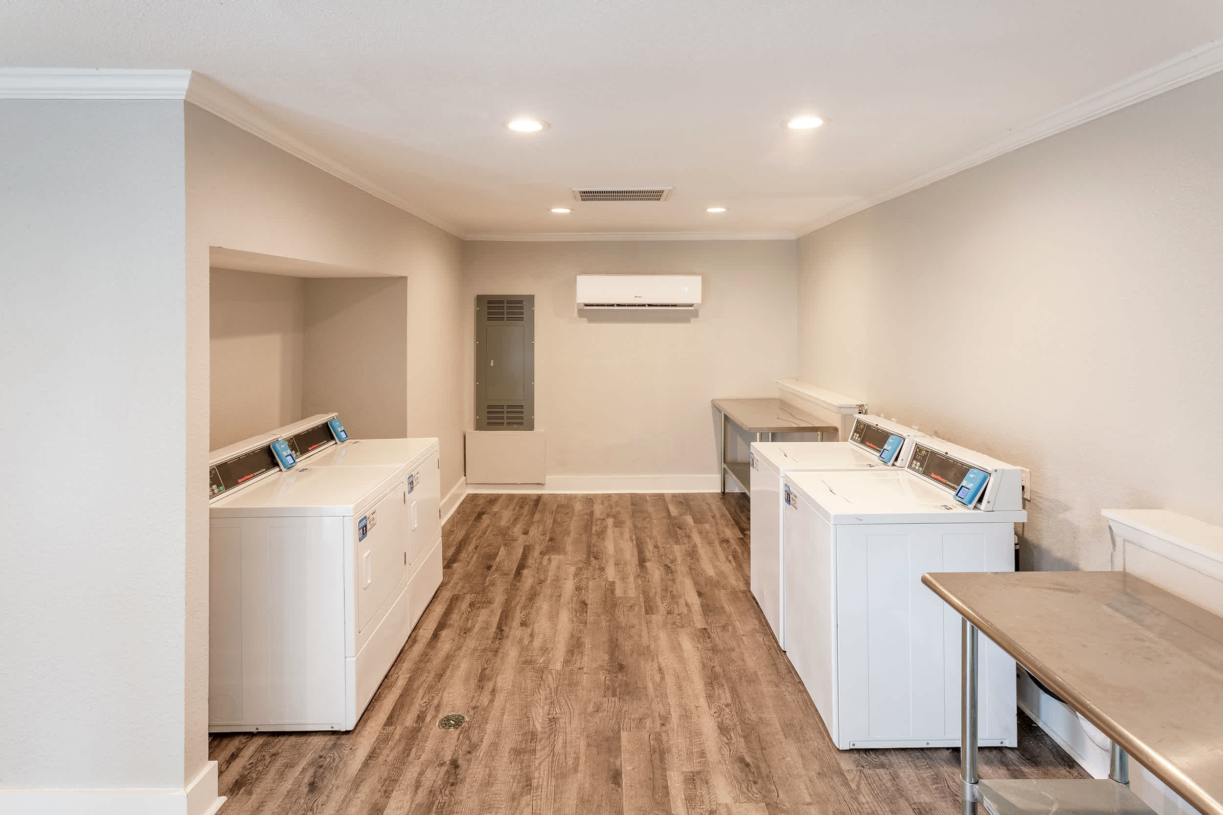 Laundry Center