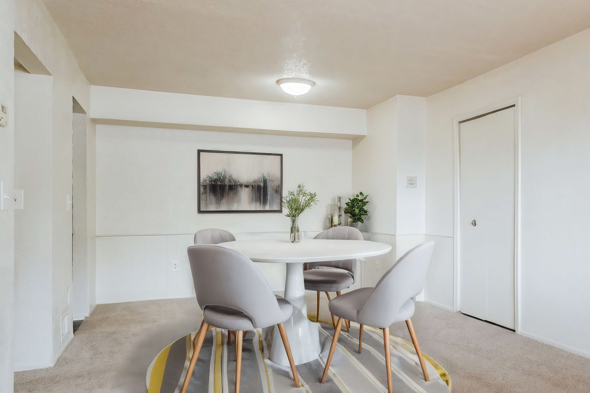 Allen - 2 Bed 1 Bath - Dining Room