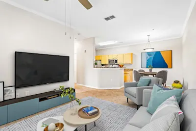 Onda - 1 Bed 1 Bath - Living Room