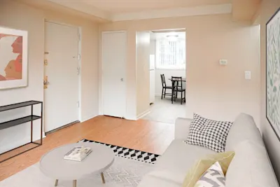 The Earl - 2 Bed 1 Bath - Living Room, Dining Area