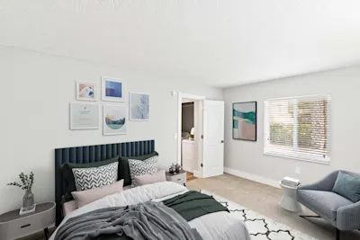 Emerald+ - 1 Bed 1 Bath - Primary Bedroom