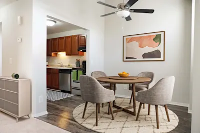 The Sparrow - 2 Bed 1 Bath - Dining Room