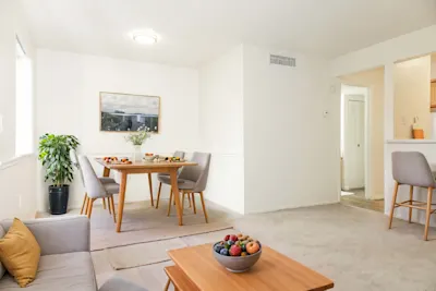 Blue Spring - 1 Bed 1 Bath - Dining Room