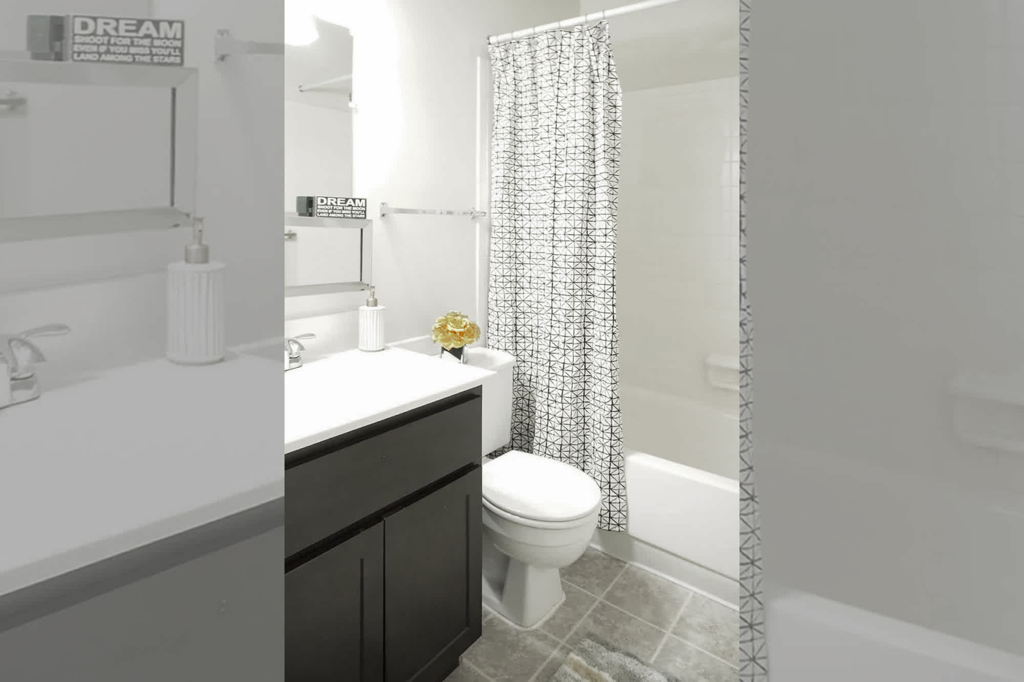 The George - 2 Bed 2 Bath - Bathroom