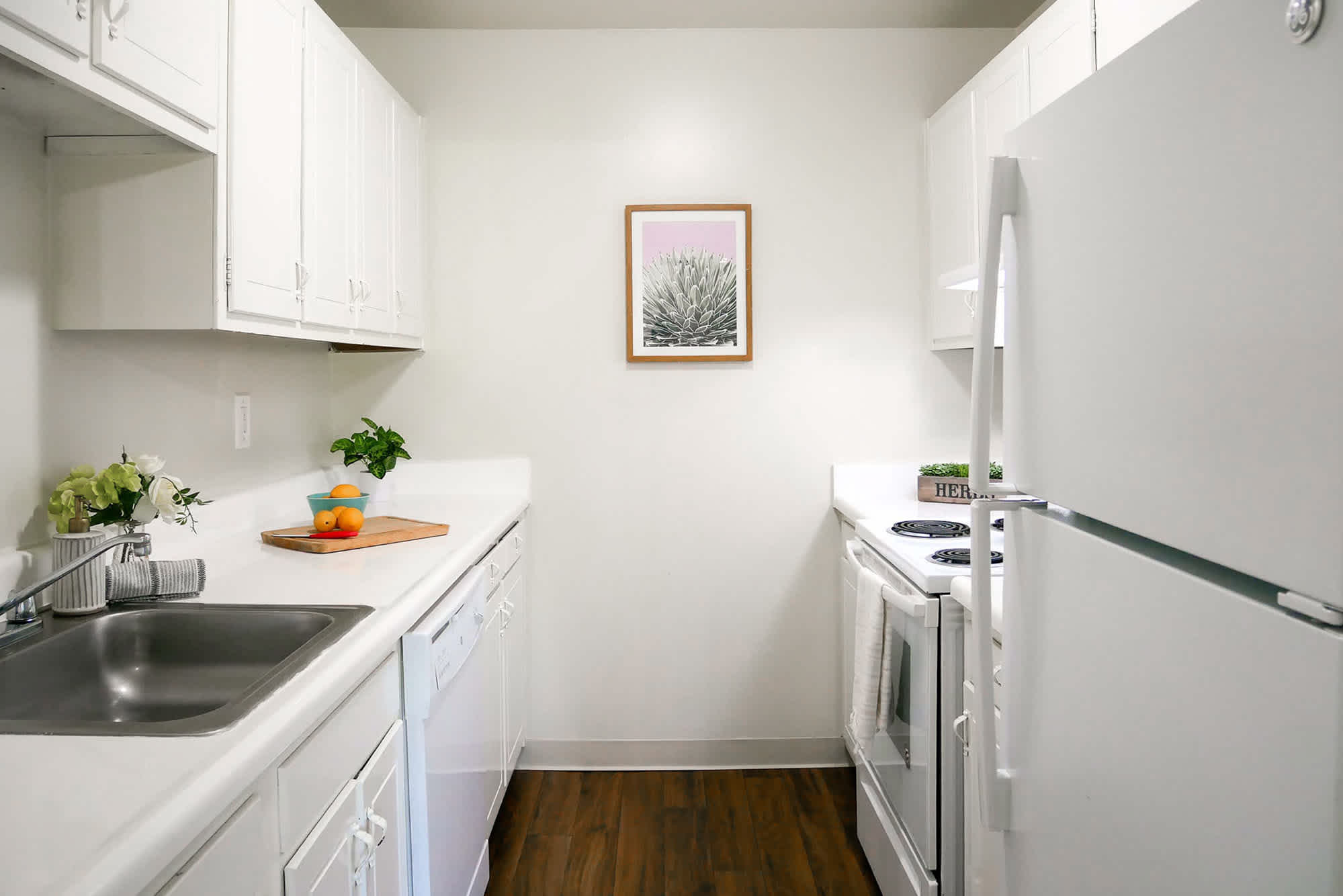 The Wolfgang - 1 Bed 1 Bath - Kitchen