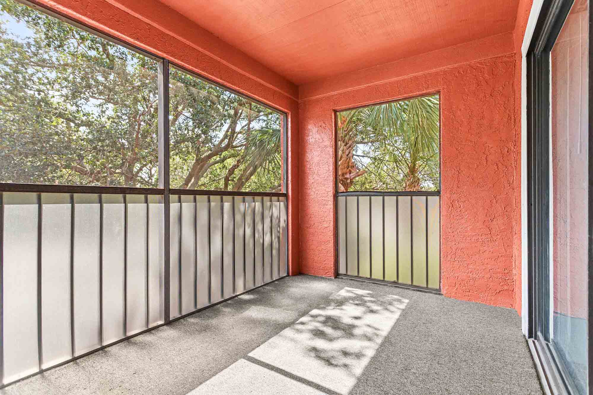 Ambersweet - 2 Bed 2 Bath - Patio