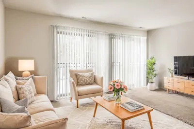 Drummond - 2 Bed 1.5 Bath - Living Room