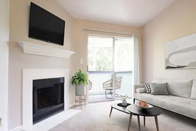 Siesta Key - 1 Bed 1 Bath - Living Room with Fireplace