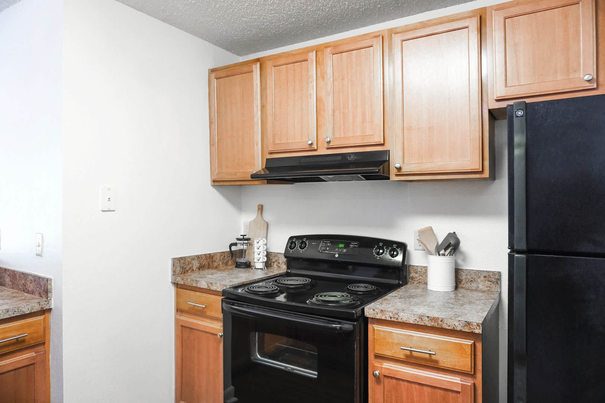 Wyatt - 3 Bed 2 Bath - Kitchen