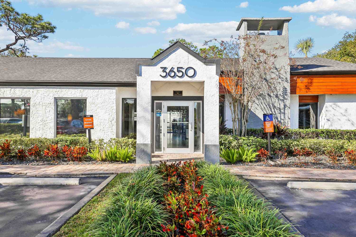 Azure Winter Park apartments in Florida Studio Apts, 1 3 Bedroom