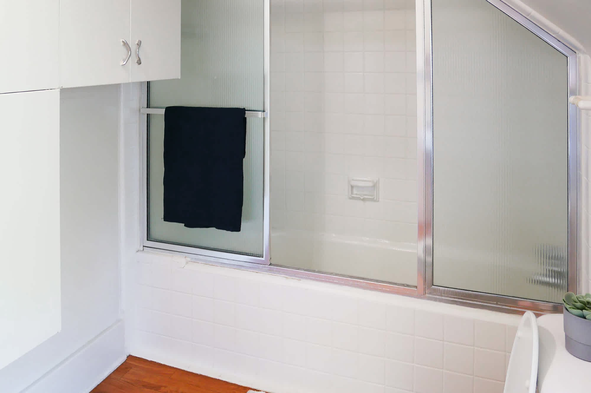 The William #1 - 2 Bed 1 Bath - Bathroom