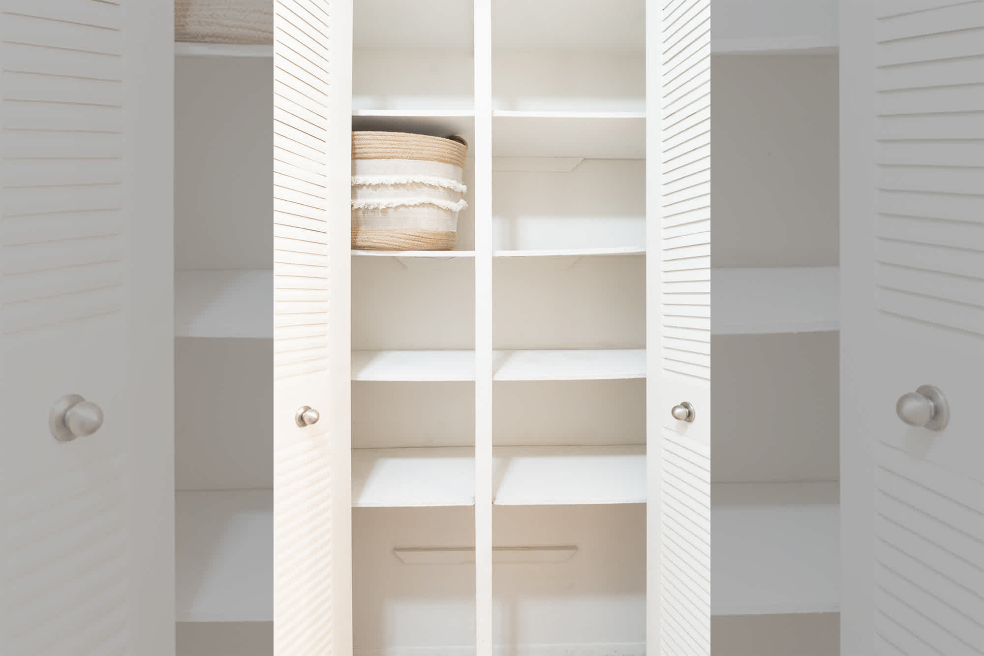 The Cole - 2 Bed 1 Bath - Linen Closet