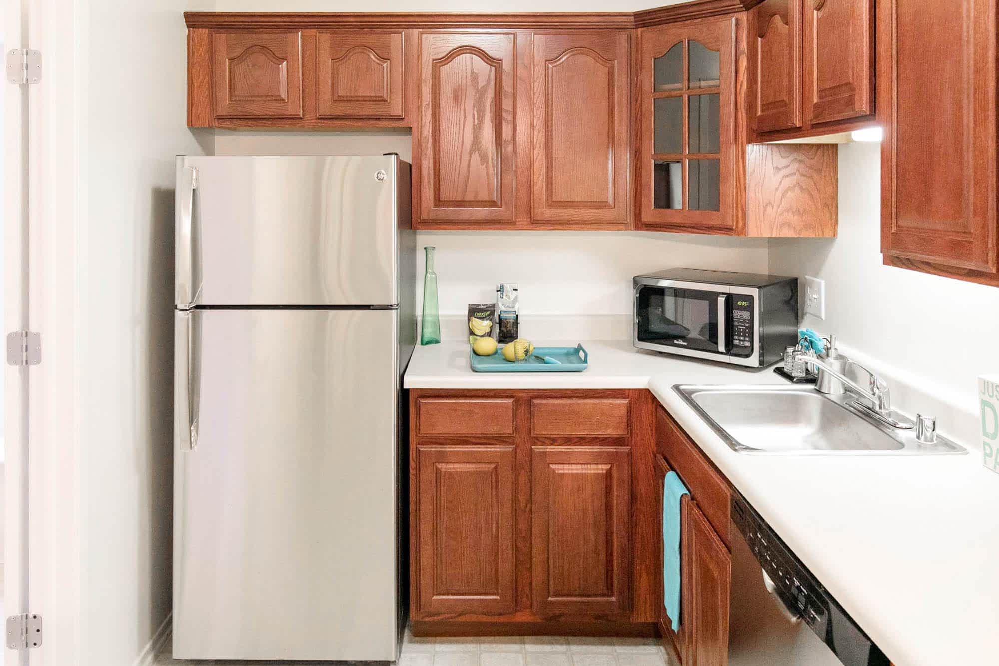 The Meadowlark - 1 Bed 1 Bath - Kitchen