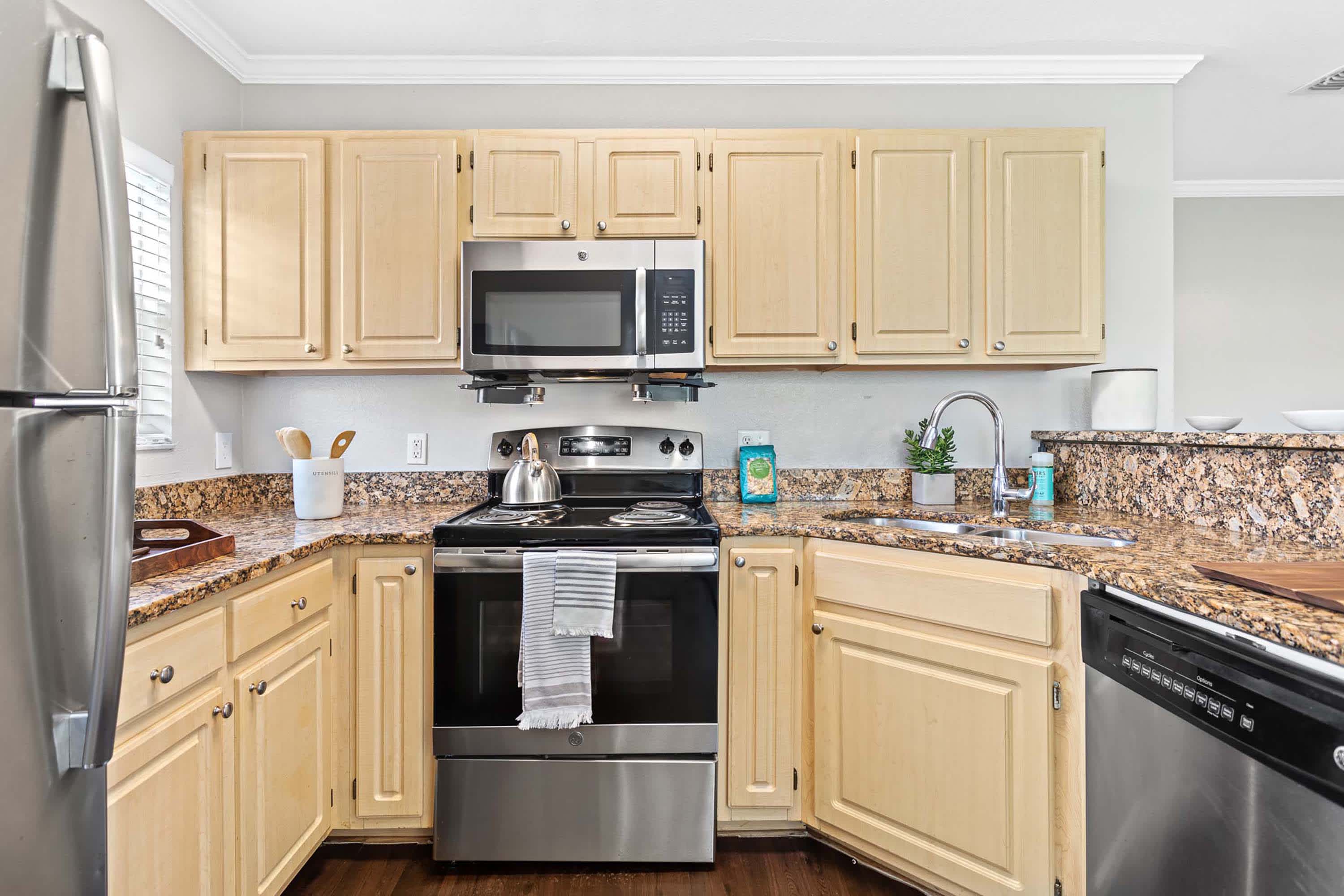 Oca - 2 Bed 2 Bath - Kitchen