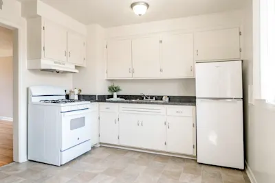 The Adam - 2 Bed 1 Bath - Kitchen